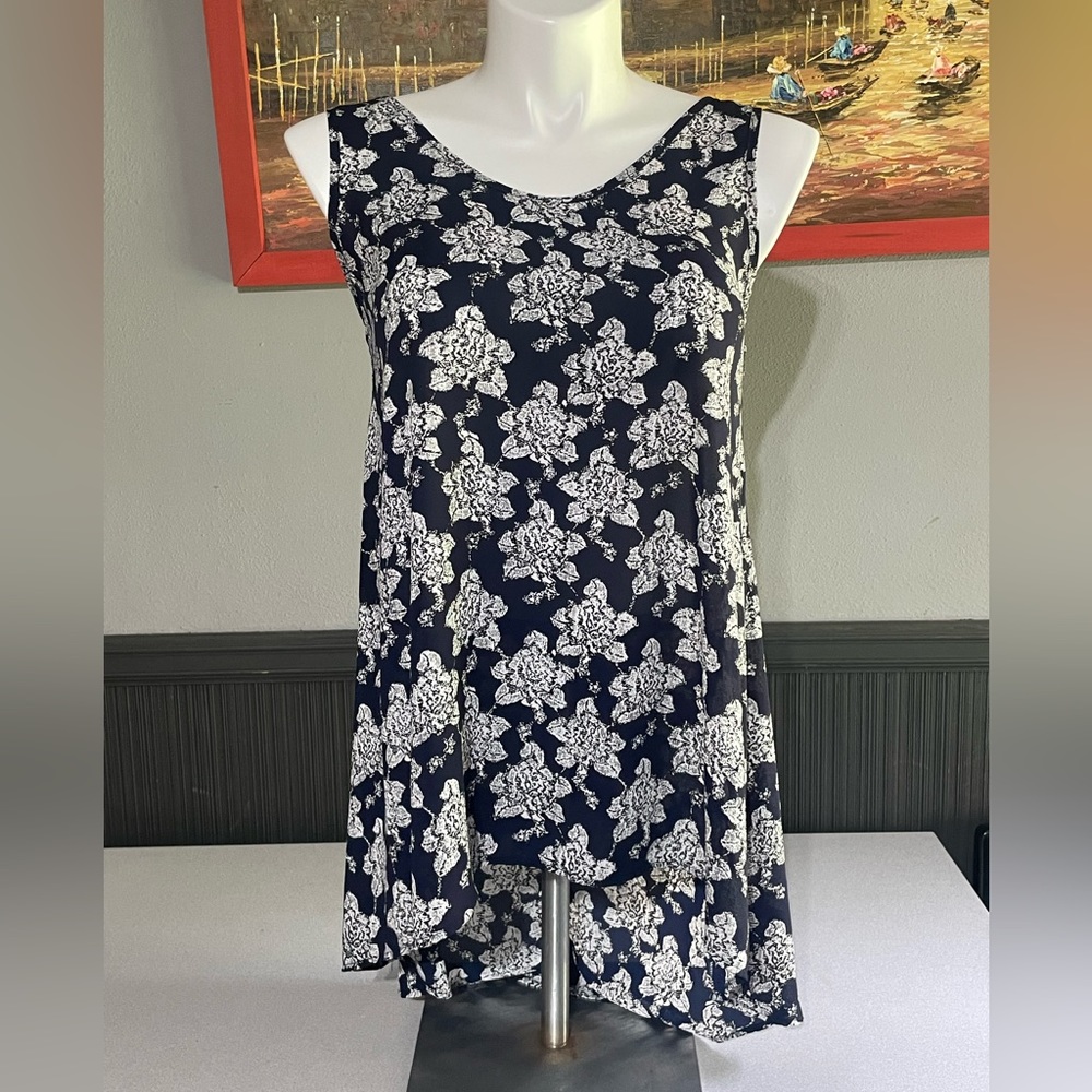 Painted Threads Blouse SZ - M